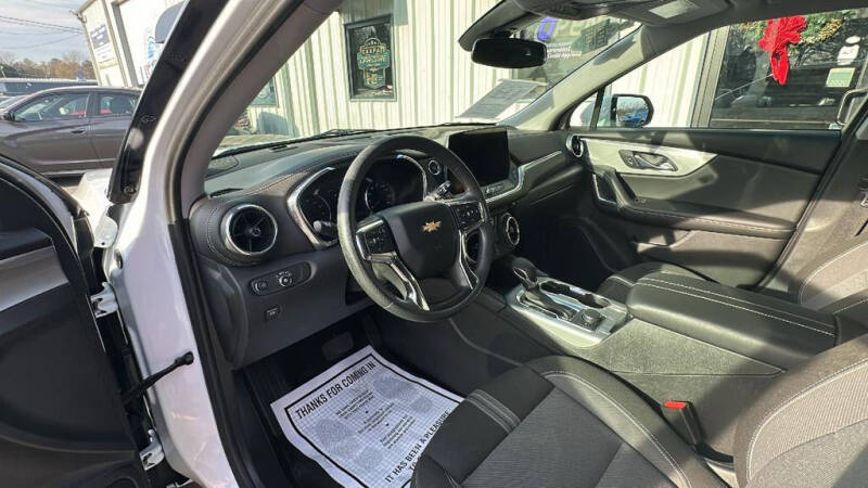 2025 Chevrolet Blazer LT