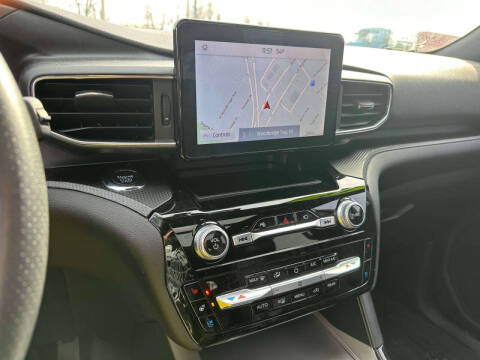 2022 Ford Explorer ST