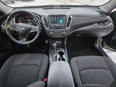 2017 Chevrolet Malibu LT