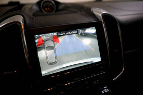 2014 Porsche Cayenne GTS