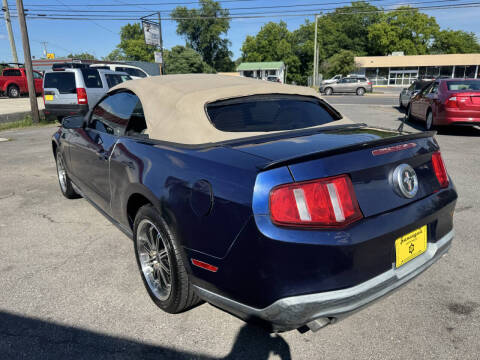2012 Ford Mustang V6