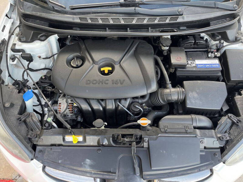 2012 Hyundai Elantra Limited