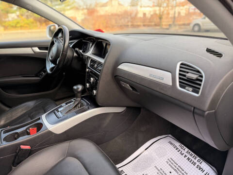 2016 Audi A4 2.0T quattro Premium