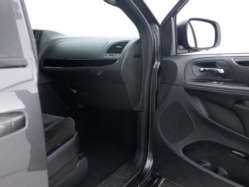 2017 Dodge Grand Caravan SE Plus