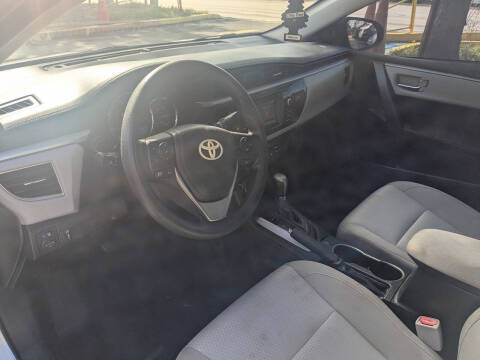 2015 Toyota Corolla LE