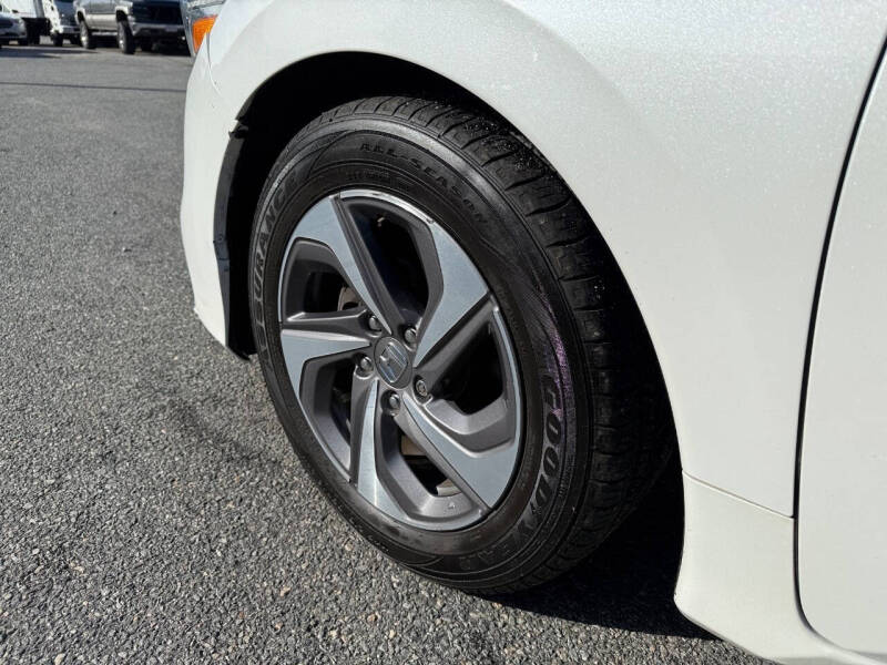 2019 Honda Insight EX