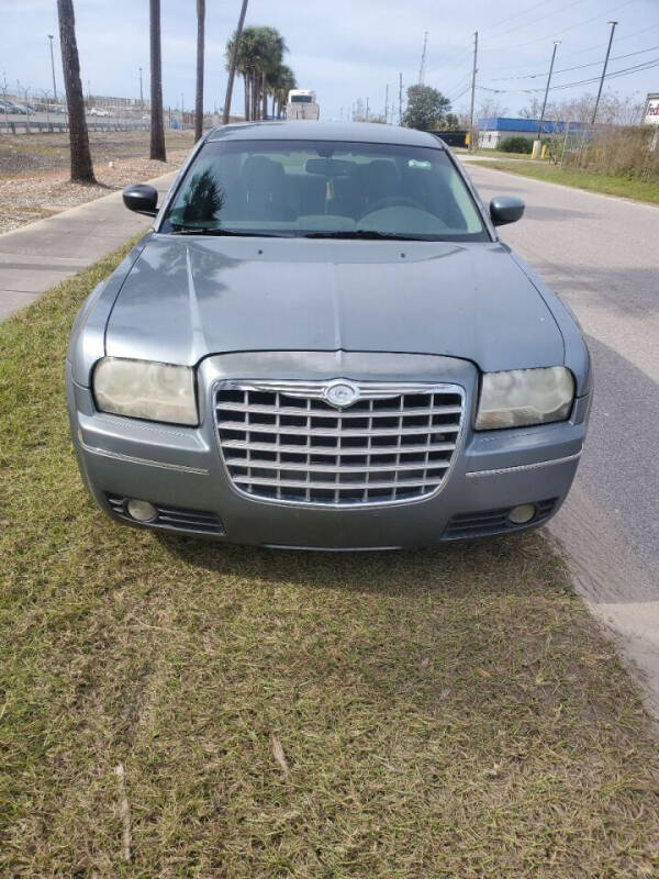 2006 Chrysler 300 for sale at Deal Zone Auto Sales in Orlando FL