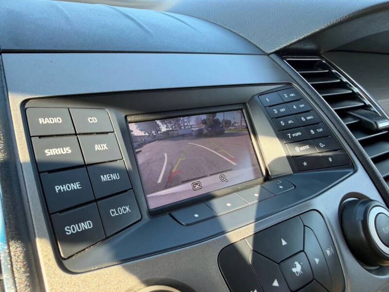 2016 Ford Taurus SEL
