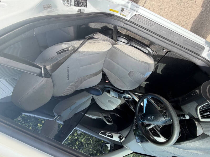 2012 Hyundai Veloster