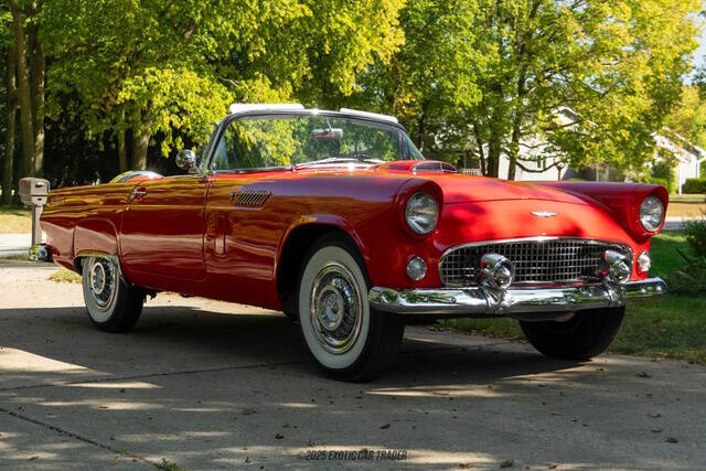 1956 Ford Thunderbird