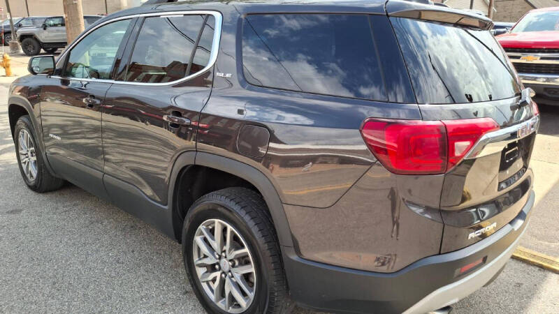 2018 GMC Acadia SLE-2