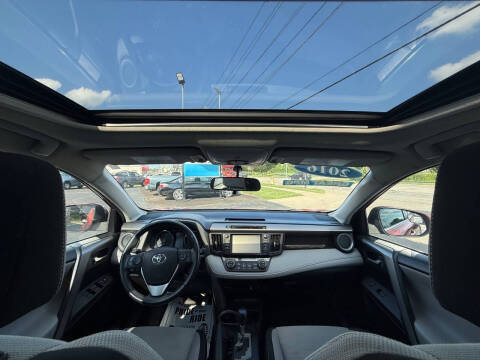 2016 Toyota RAV4 XLE