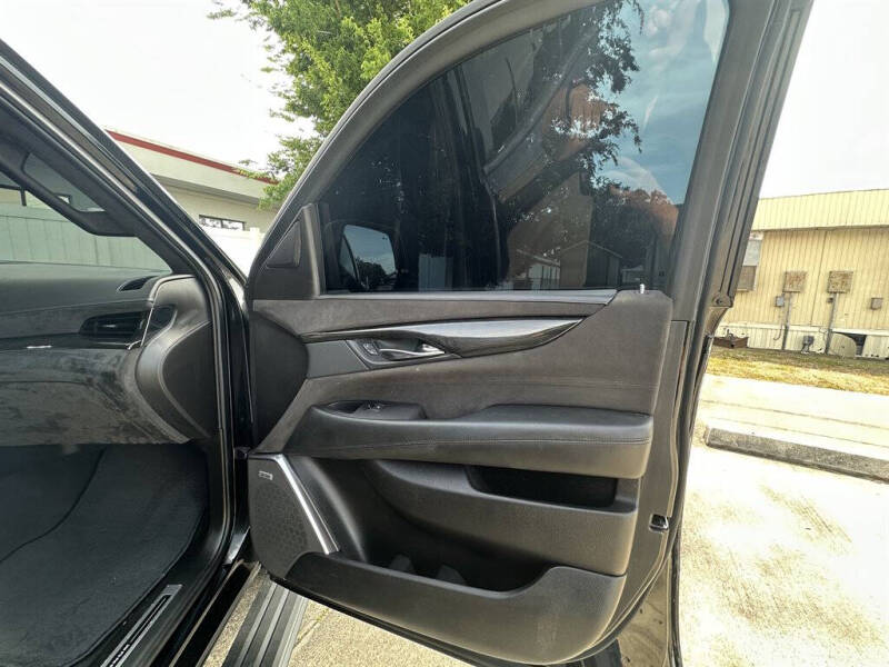 2016 Cadillac Escalade Platinum