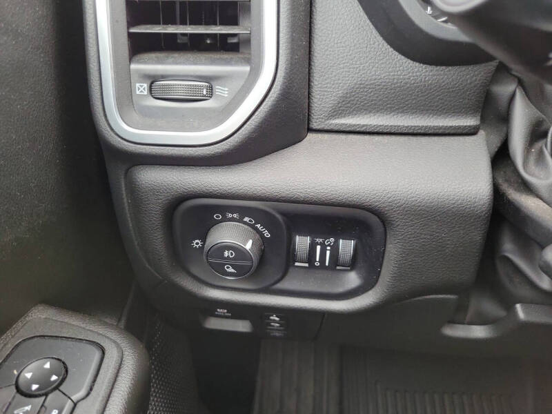 2025 RAM 1500 Big Horn