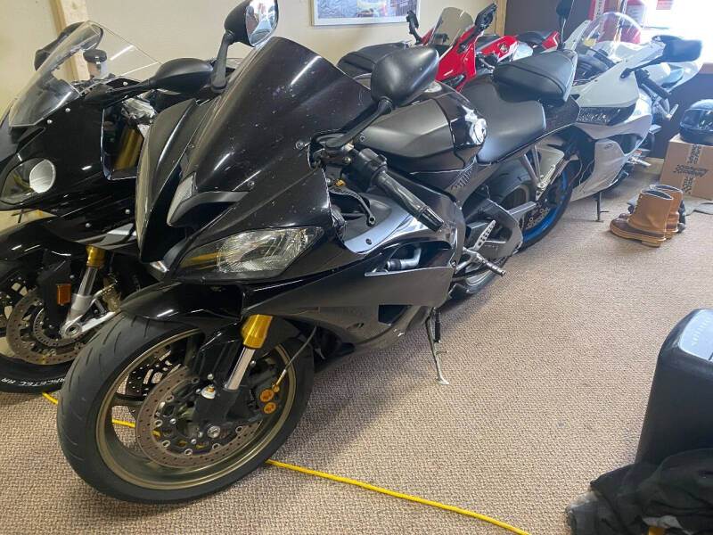 2008 Yamaha YZF-R6 for sale at Motors 75 Plus in Saint Cloud MN