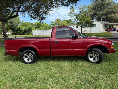 2000 Chevrolet S-10 LS