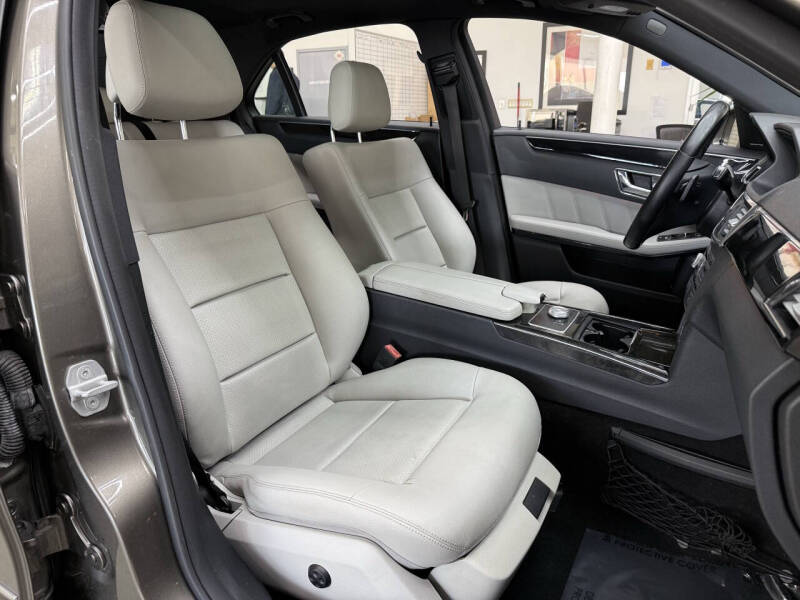 2010 Mercedes-Benz E-Class