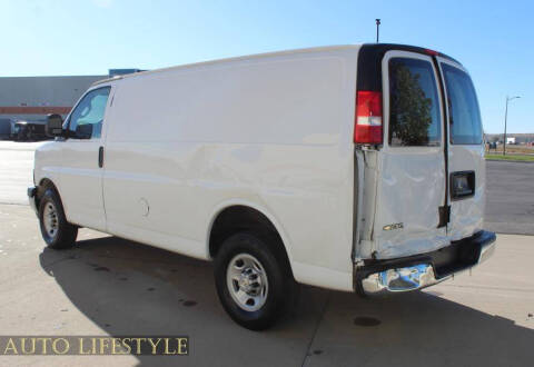 2023 Chevrolet Express 2500