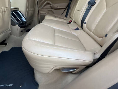 2013 Porsche Cayenne S