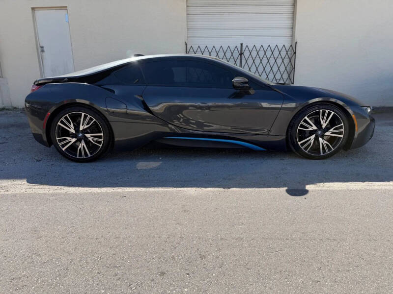 2015 BMW i8
