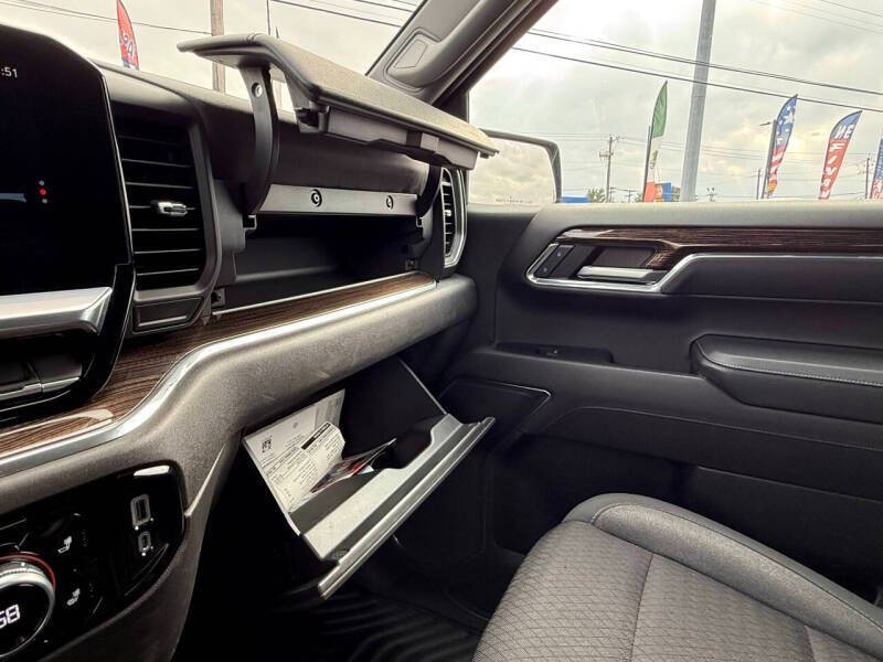 2023 GMC Sierra 1500 Elevation Standard