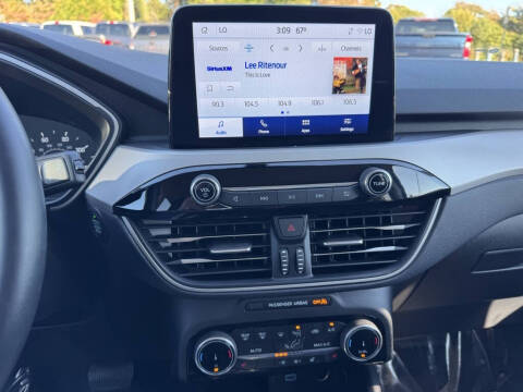 2022 Ford Escape SEL