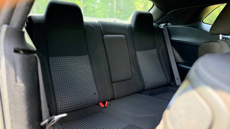 2020 Dodge Challenger SXT