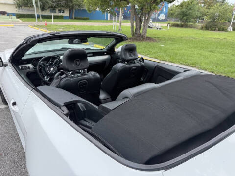 2017 Ford Mustang EcoBoost Premium