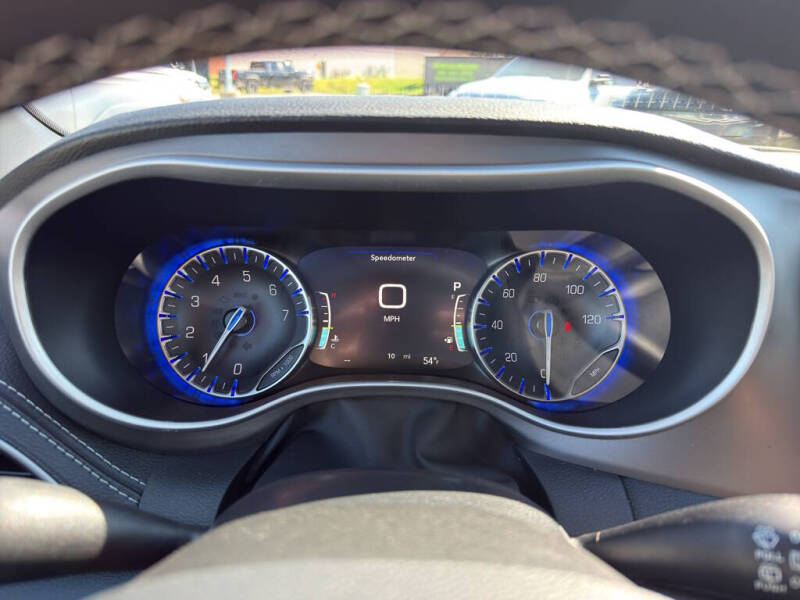 2027 Chrysler Pacifica Limited