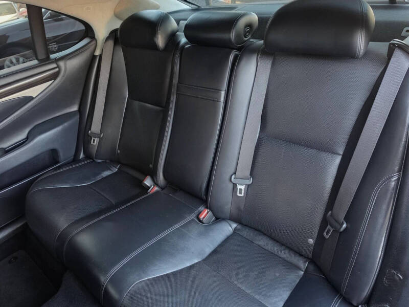 2014 Lexus LS 460