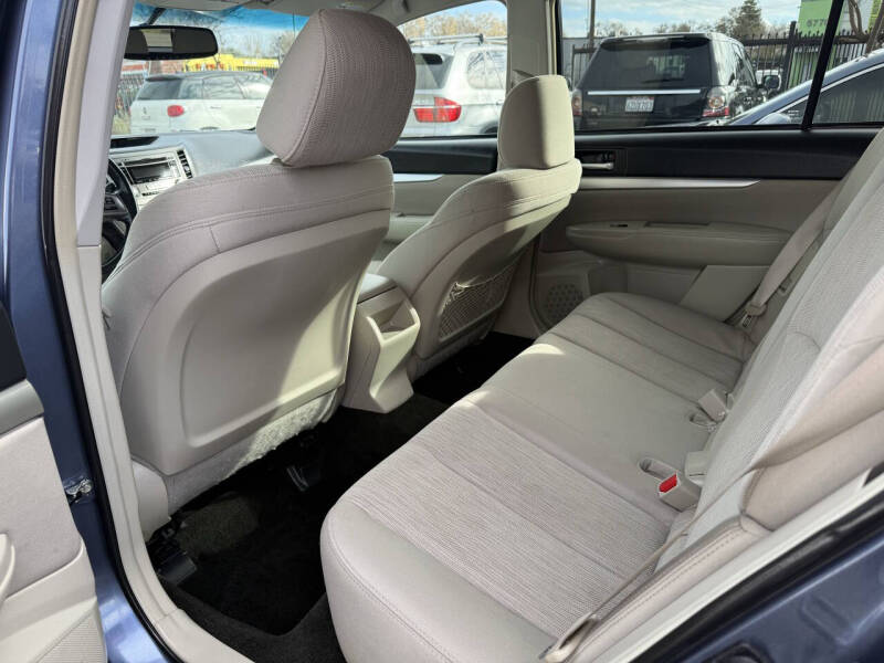 2013 Subaru Outback 2.5i Premium