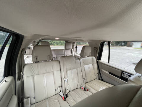2016 Lincoln Navigator Select