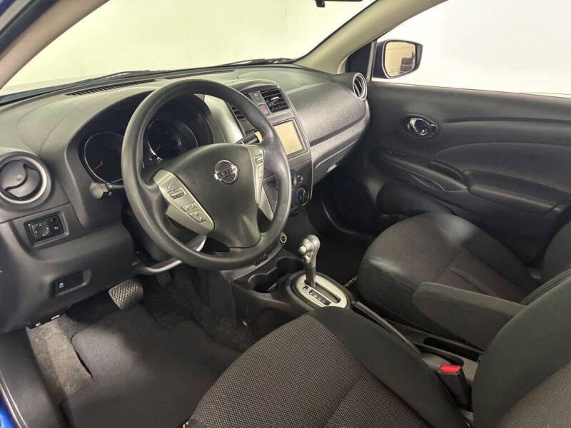 2019 Nissan Versa
