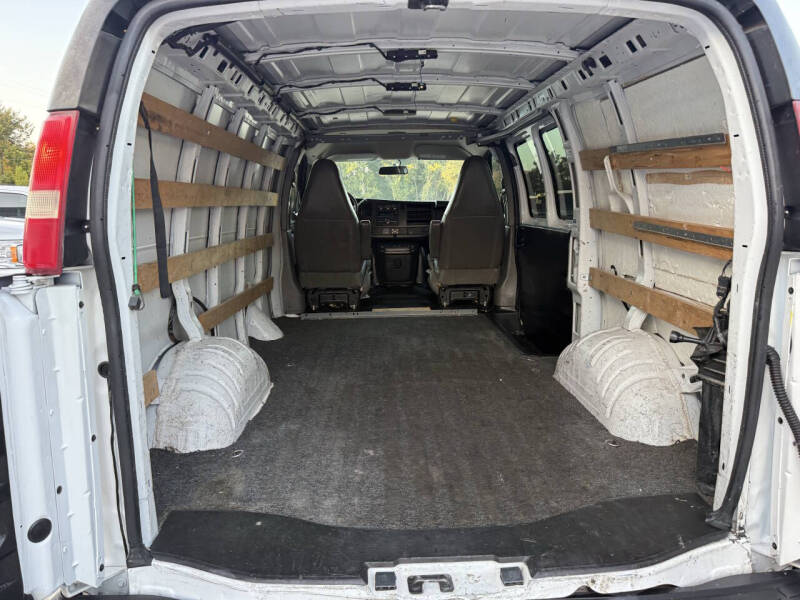 2018 GMC Savana 2500