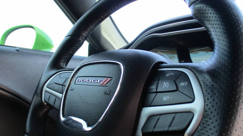 2015 Dodge Challenger SRT 392