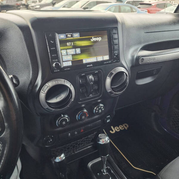 2017 Jeep Wrangler Unlimited Sport S