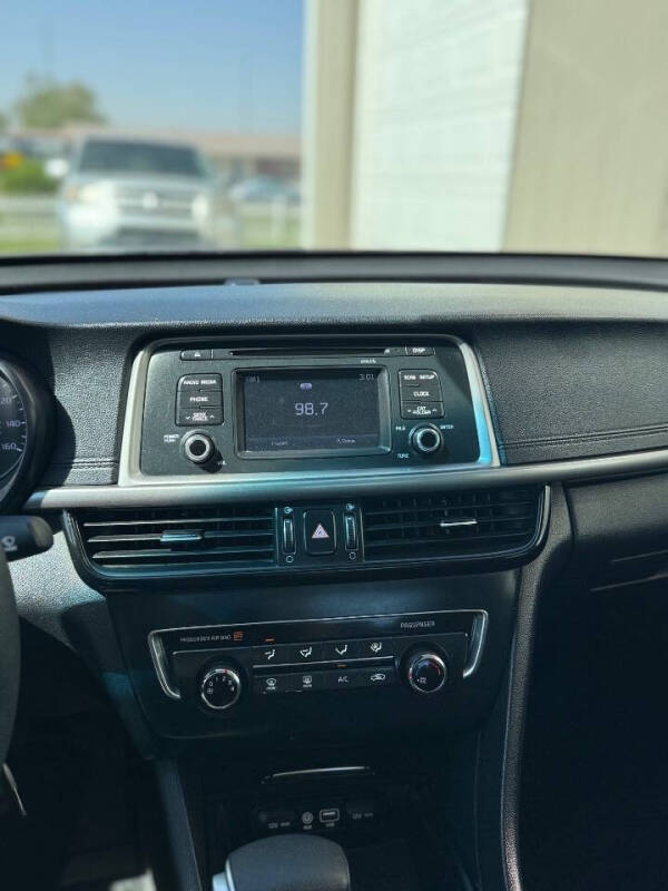 2017 Kia Optima LX
