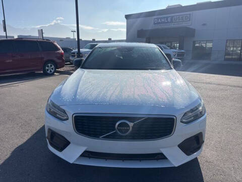 2020 Volvo S90 T6 R-Design