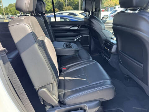 2024 Jeep Wagoneer L