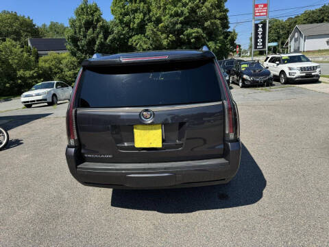 2015 Cadillac Escalade Luxury