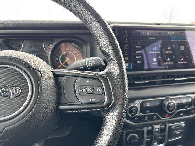 2024 Jeep Gladiator NightHawk