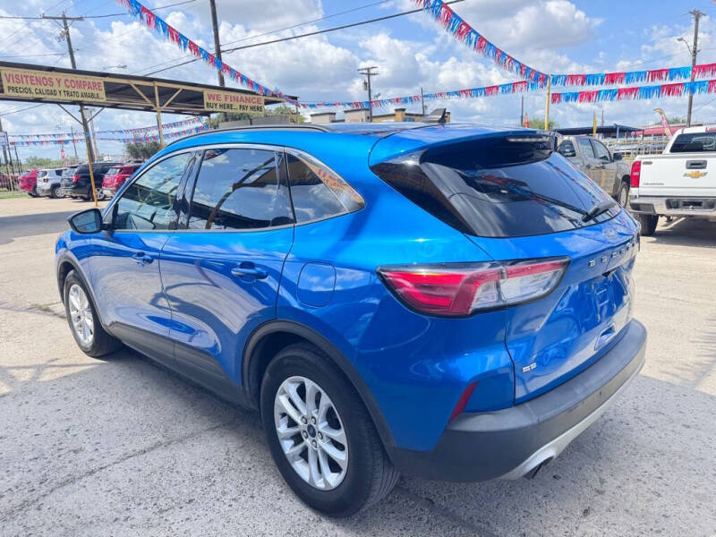2021 Ford Escape SE