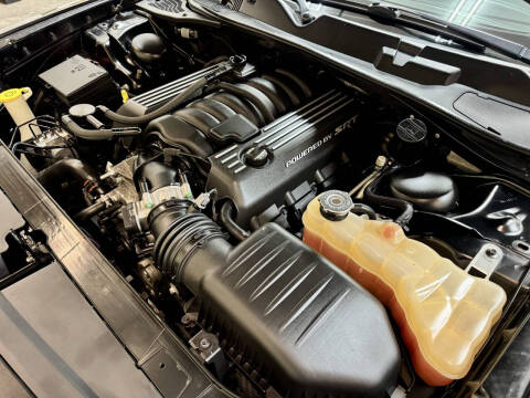 2016 Dodge Challenger 392 HEMI Scat Pack Shaker