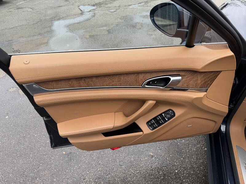 2015 Porsche Panamera 4S Executive