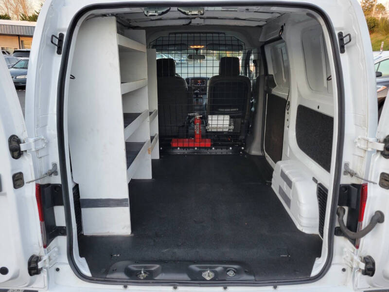 2021 Nissan NV200 SV photo 19