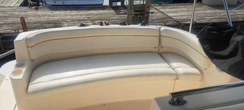 2003 Rinker 295 Fiesta Vee