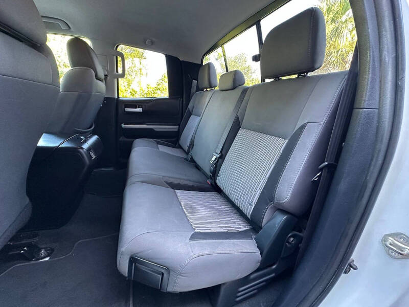 2014 Toyota Tundra SR5