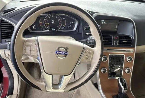 2015 Volvo XC60 T5 Drive-E Premier