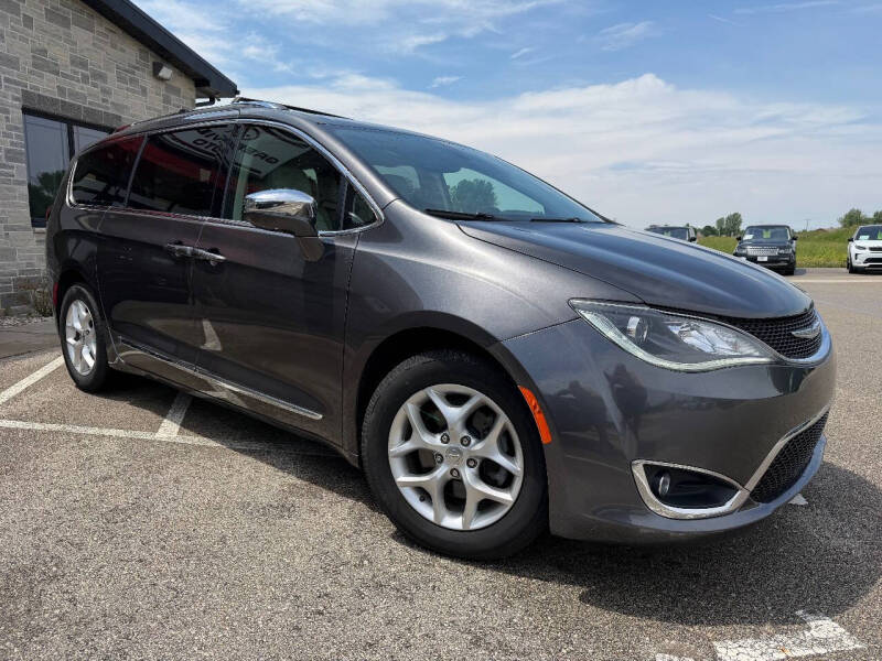 2020 Chrysler Pacifica Limited
