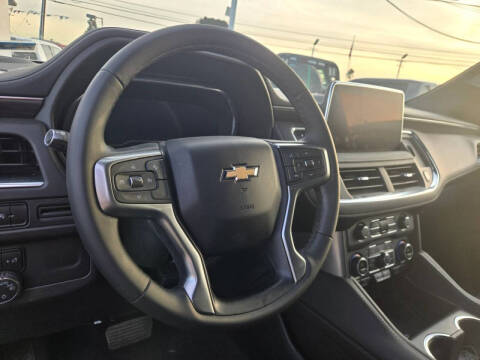 2024 Chevrolet Suburban LT